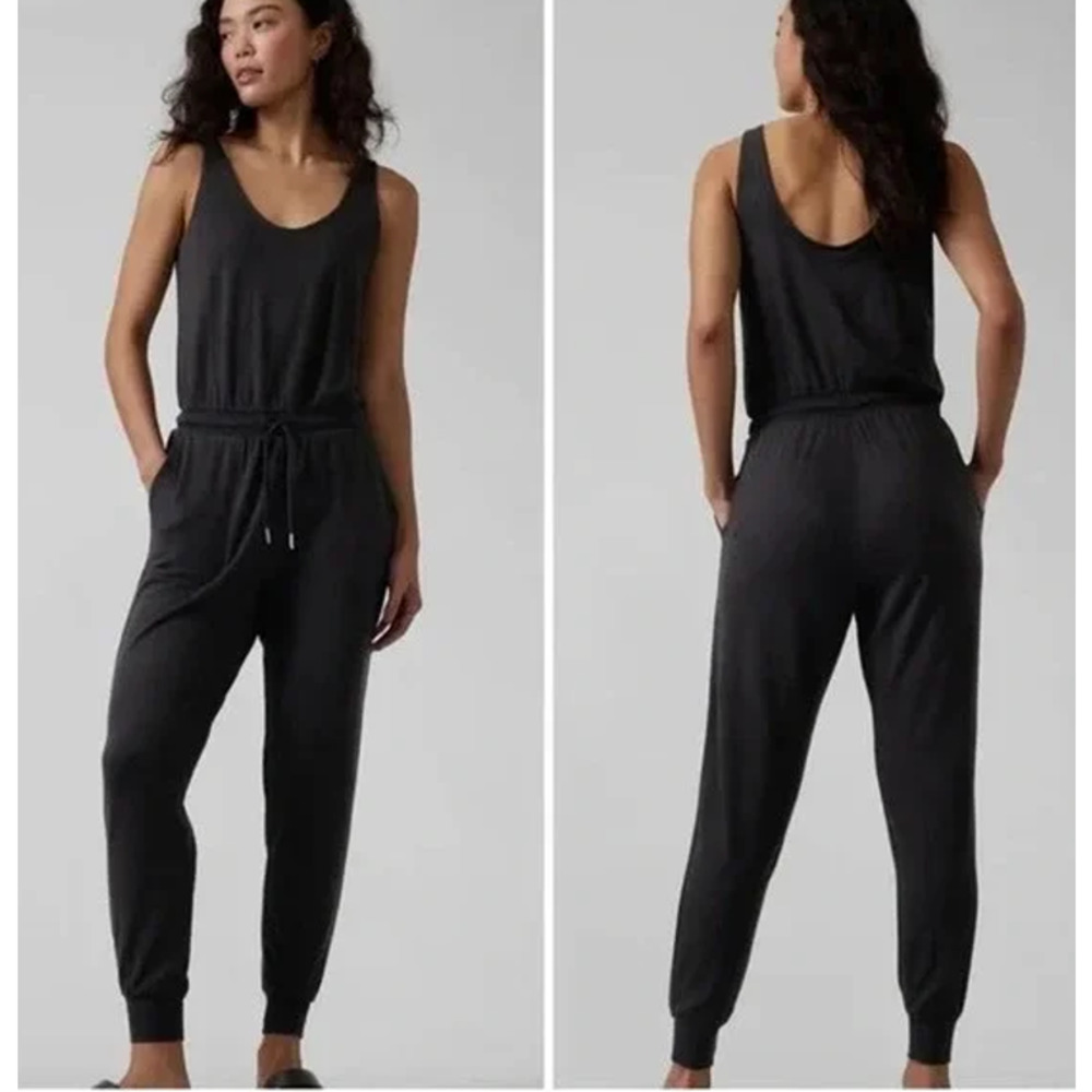 Athleta Balance Jumpsuit Scoop Neck Sleeveless Drawstring Tapered Leg Black